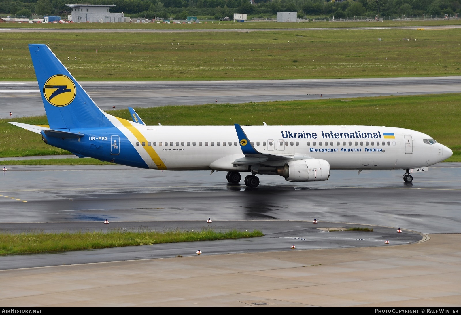 Aircraft Photo of UR-PSX | Boeing 737-8EH | Ukraine International Airlines | AirHistory.net #296411