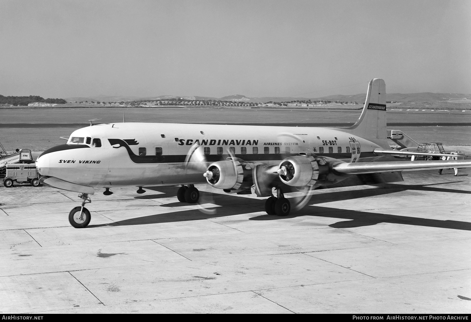 Aircraft Photo of SE-BDT | Douglas DC-6B | Scandinavian Airlines System - SAS | AirHistory.net #296499