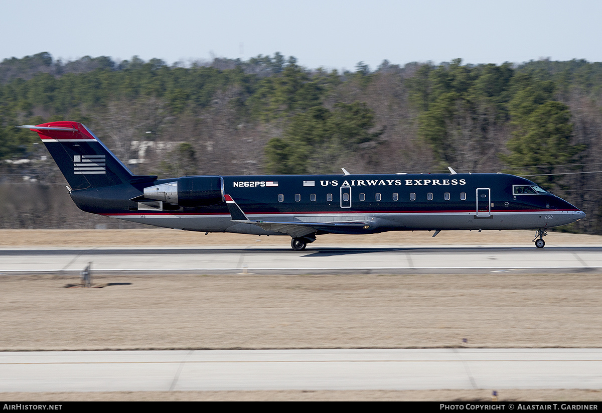 Aircraft Photo of N262PS | Bombardier CRJ-200ER (CL-600-2B19) | US Airways Express | AirHistory.net #296700