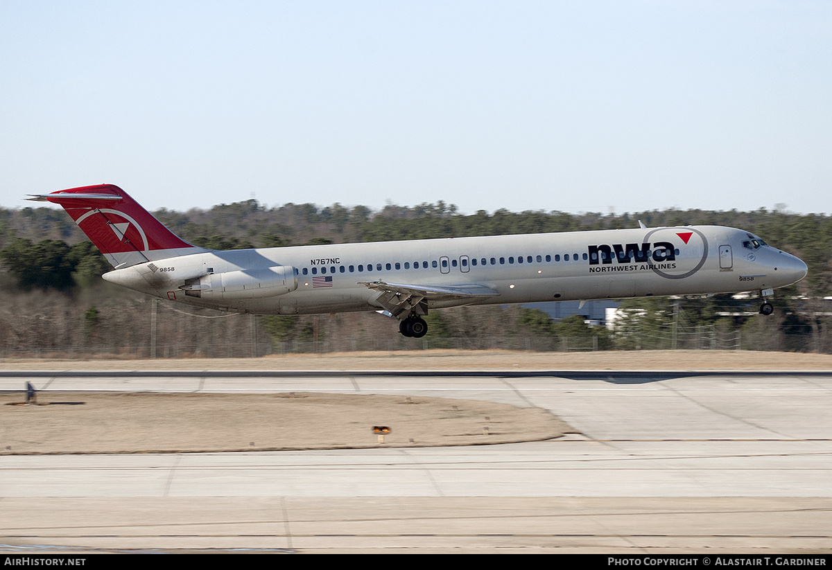 Aircraft Photo of N767NC | McDonnell Douglas DC-9-51 | Northwest Airlines | AirHistory.net #296743