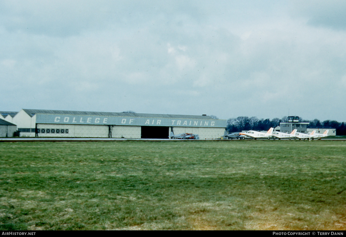 Airport photo of Hamble (North) (EGHM) (closed) in England, United Kingdom | AirHistory.net #296868