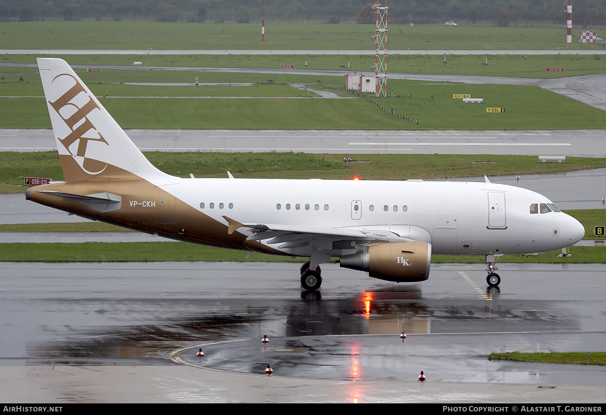 Aircraft Photo of VP-CKH | Airbus ACJ318 (A318-112/CJ) | HK Aviation | AirHistory.net #296947