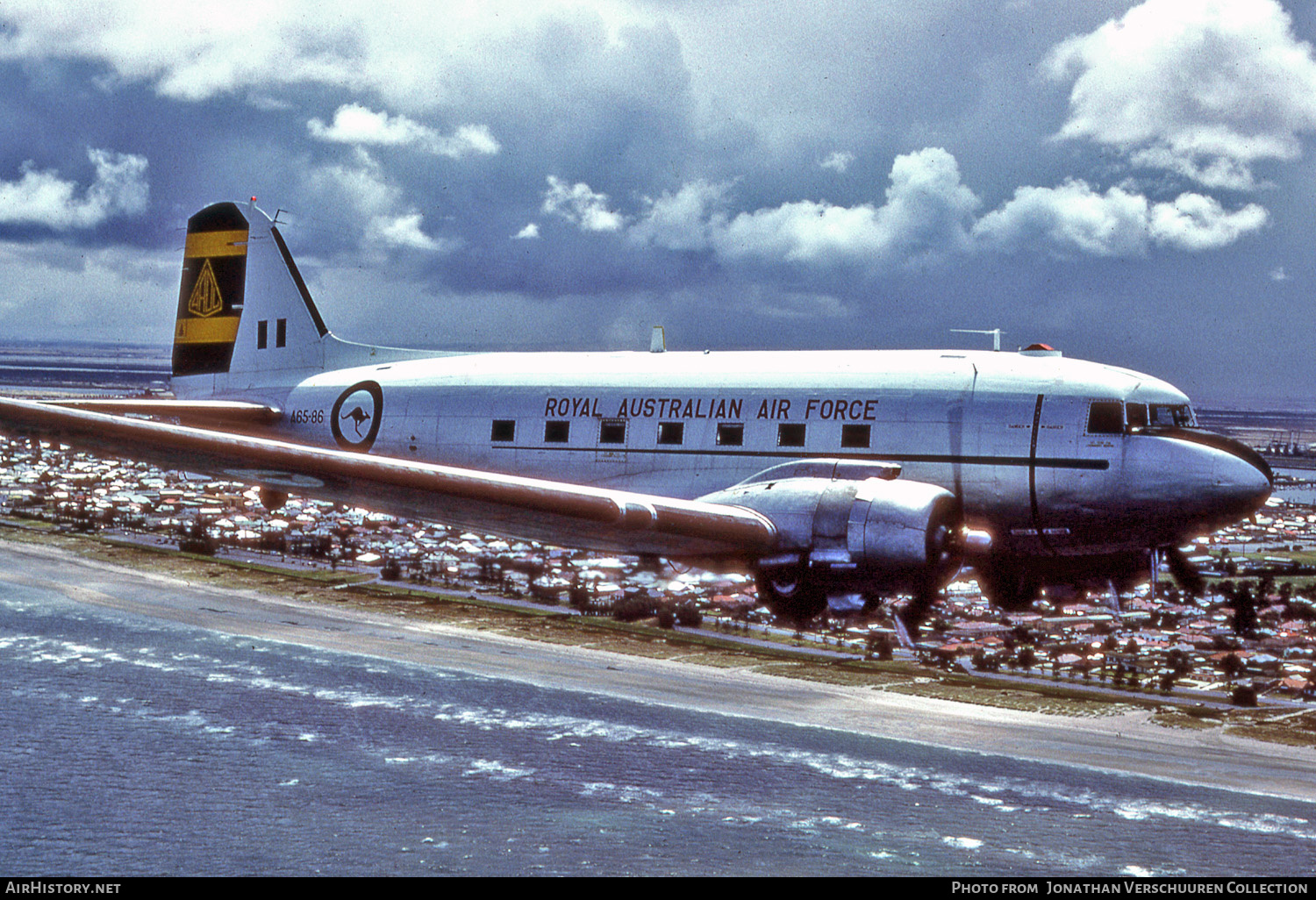 Aircraft Photo of A65-86 | Douglas C-47B Dakota | Australia - Air Force | AirHistory.net #297314