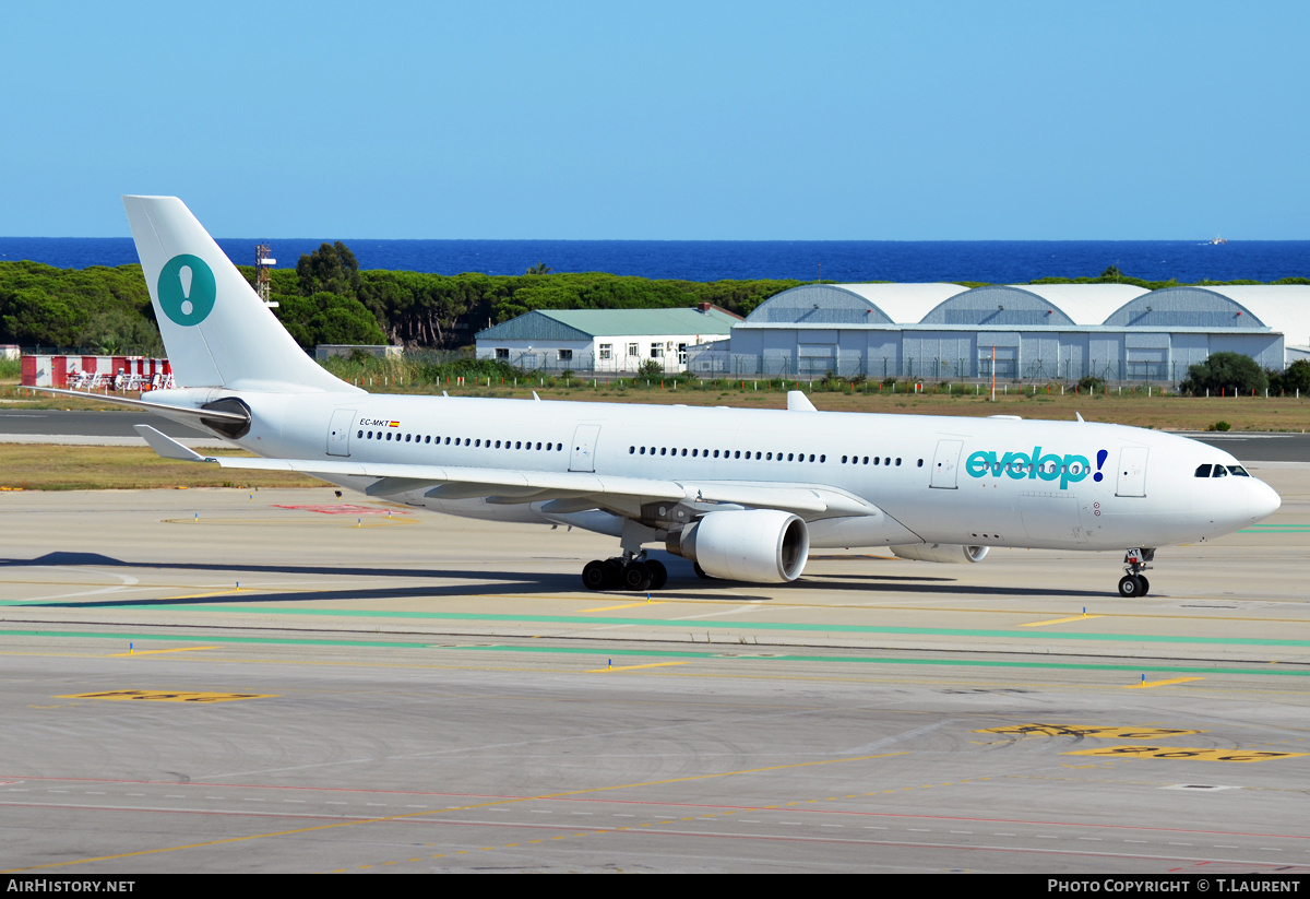 Aircraft Photo of EC-MKT | Airbus A330-223 | Evelop Airlines | AirHistory.net #297331