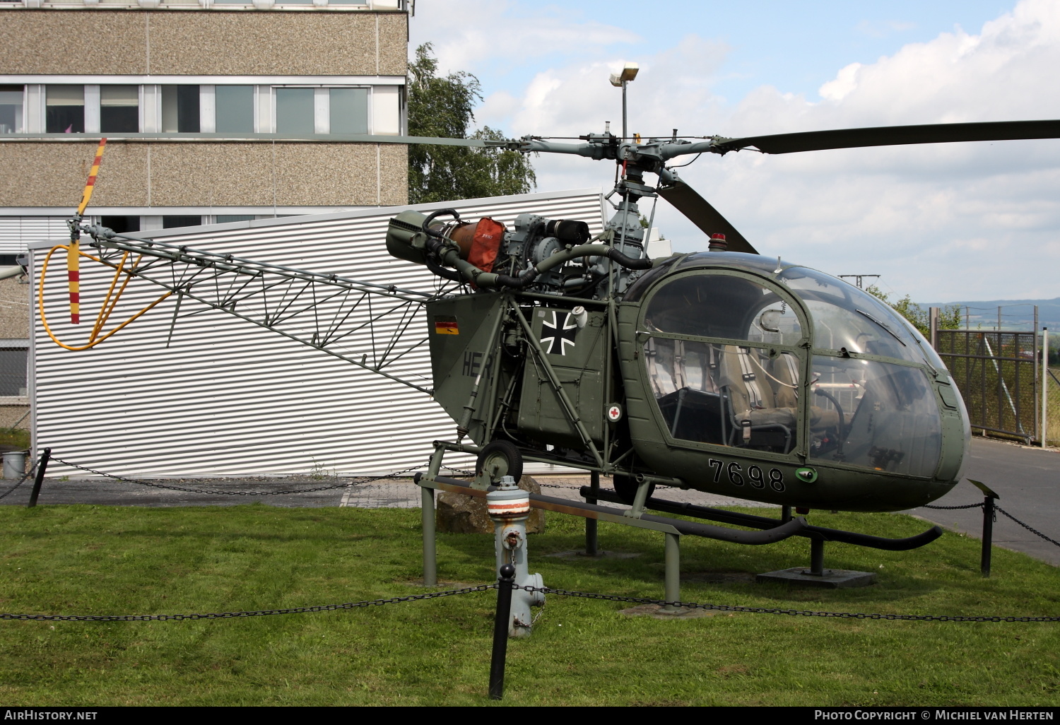 Aircraft Photo of 7698 | Sud Alouette AH2 (SE-3130) | Germany - Army | AirHistory.net #297424