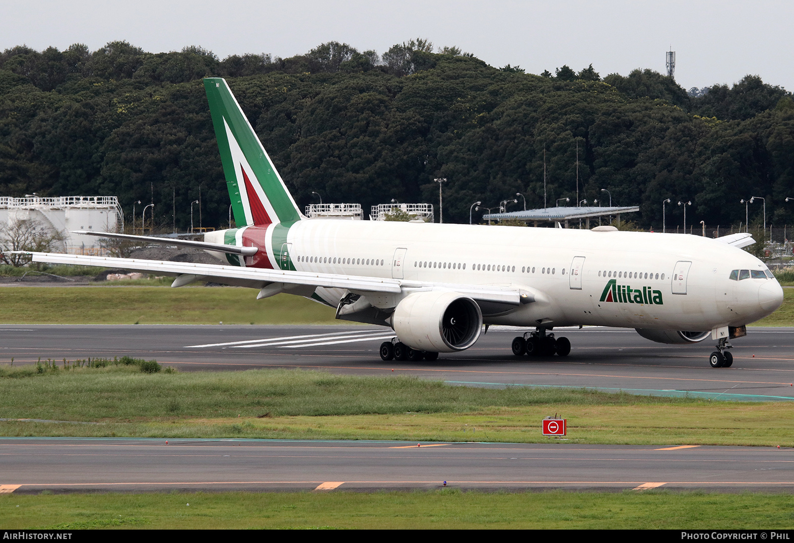 Aircraft Photo of EI-FNI | Boeing 777-2Q8/ER | Alitalia | AirHistory.net #297507