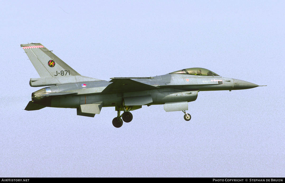 Aircraft Photo of J-871 | General Dynamics F-16A Fighting Falcon | Netherlands - Air Force | AirHistory.net #297531
