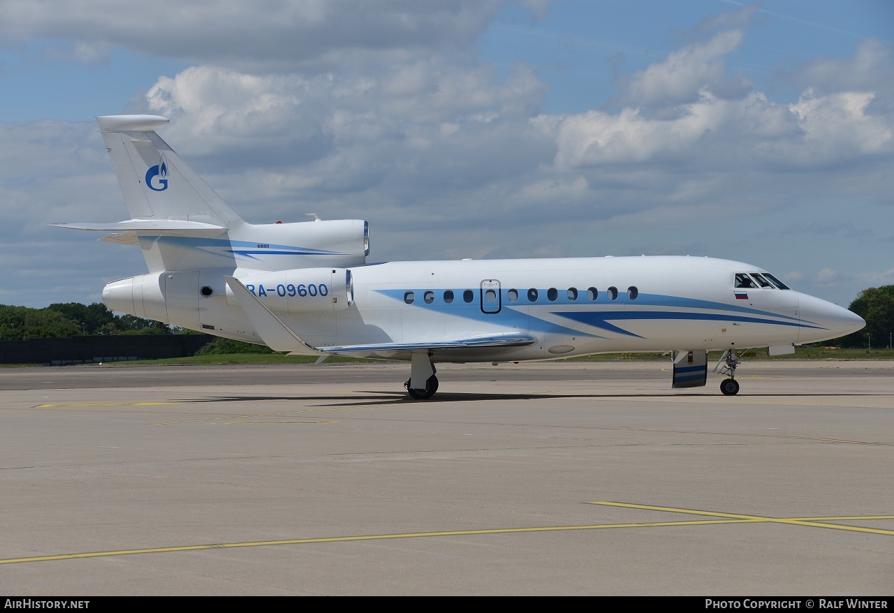 Aircraft Photo of RA-09600 | Dassault Falcon 900LX | Gazpromavia | AirHistory.net #297544