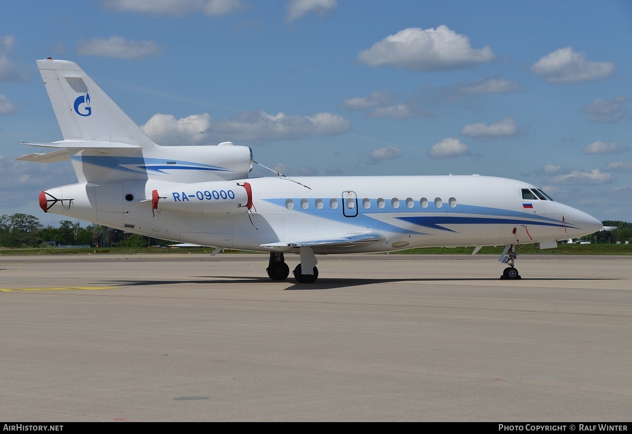 Aircraft Photo of RA-09000 | Dassault Falcon 900B | Gazpromavia | AirHistory.net #297546