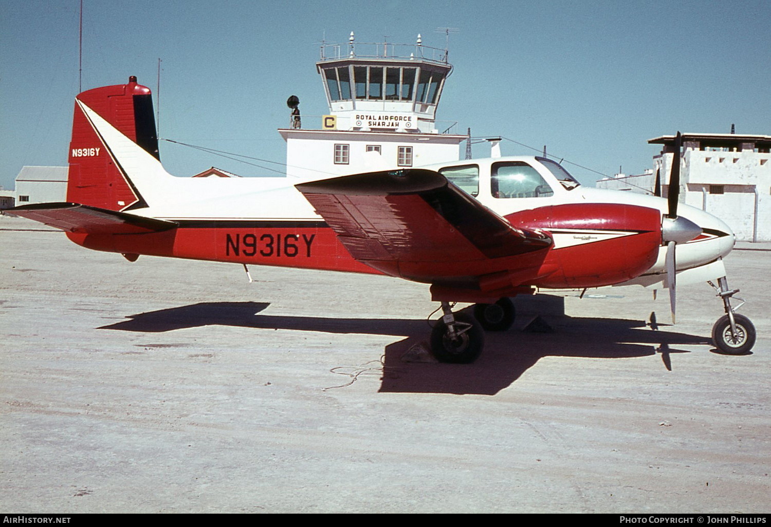 Aircraft Photo of N9316Y | Beech D50C Twin Bonanza | AirHistory.net #297598