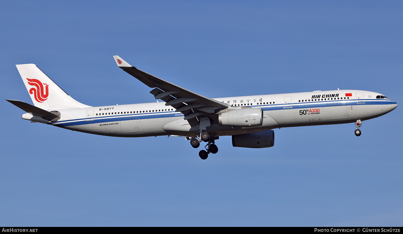 Aircraft Photo of B-5977 | Airbus A330-343 | Air China | AirHistory.net #297653