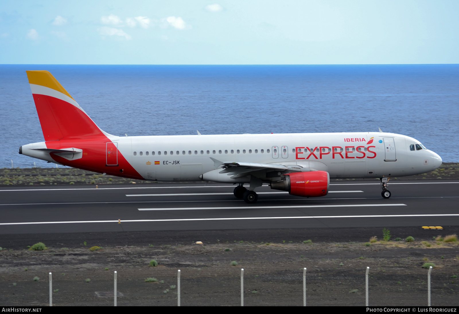 Aircraft Photo of EC-JSK | Airbus A320-214 | Iberia Express | AirHistory.net #297662