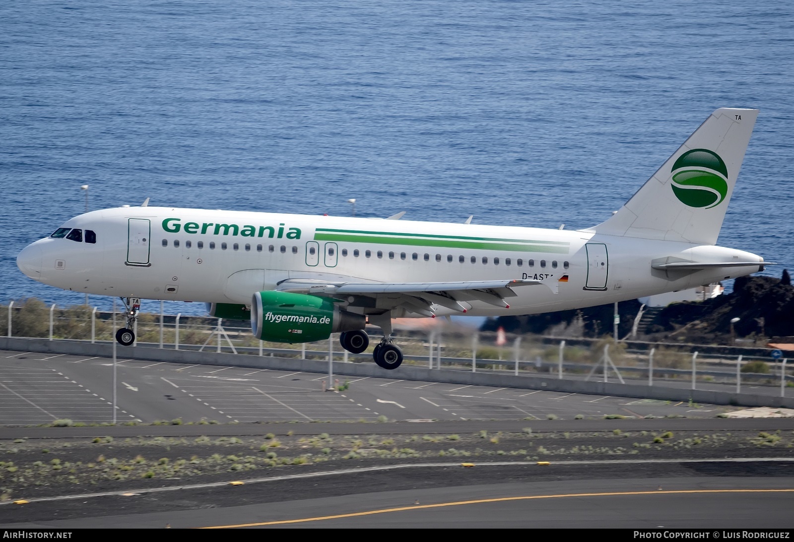 Aircraft Photo of D-ASTA | Airbus A319-112 | Germania | AirHistory.net #297693