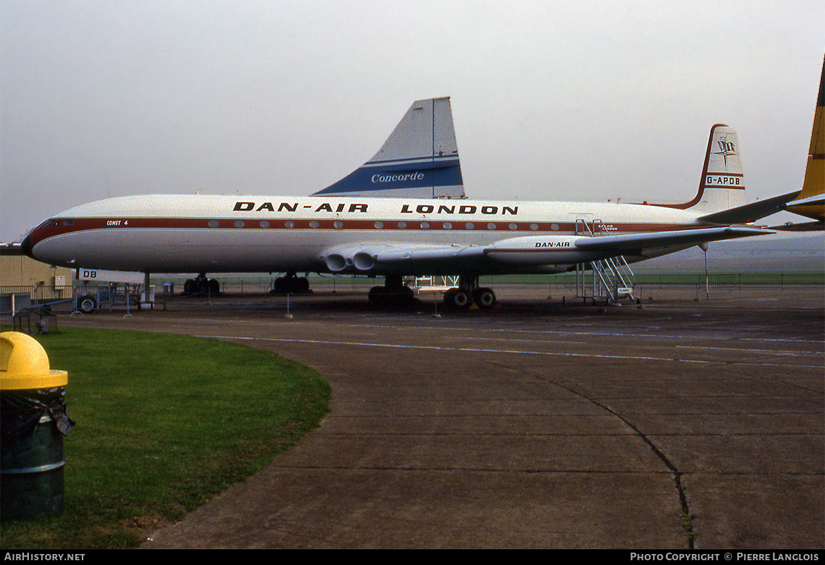 Aircraft Photo of G-APDB | De Havilland D.H. 106 Comet 4 | Dan-Air London | AirHistory.net #297748