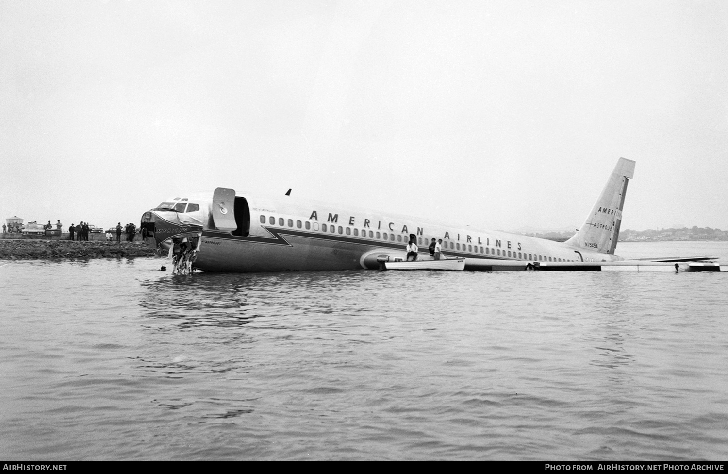 Aircraft Photo of N7545A | Boeing 720-023B | American Airlines | AirHistory.net #297776