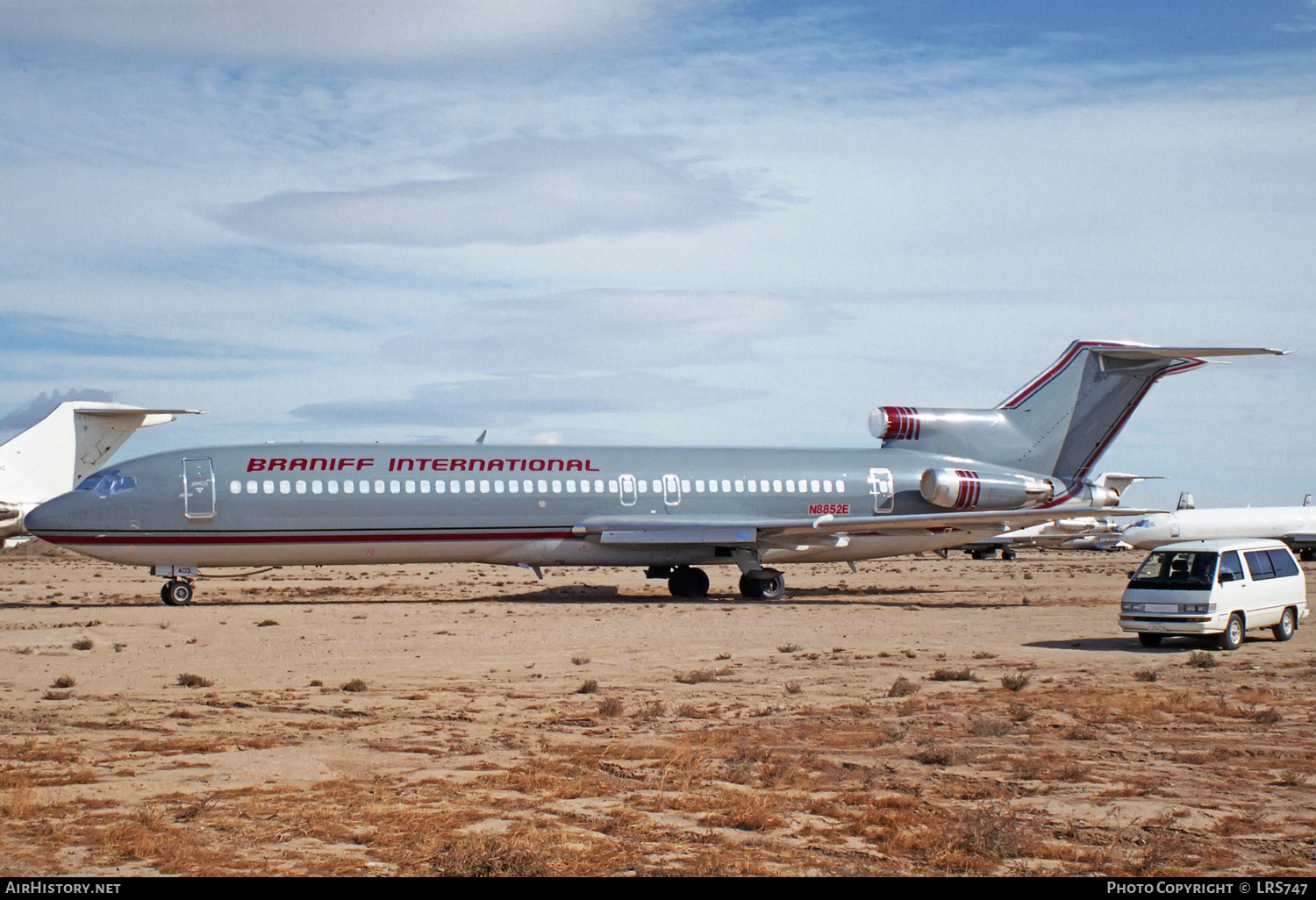 Aircraft Photo of N8852E | Boeing 727-225/Adv | Braniff International Airlines | AirHistory.net #297825