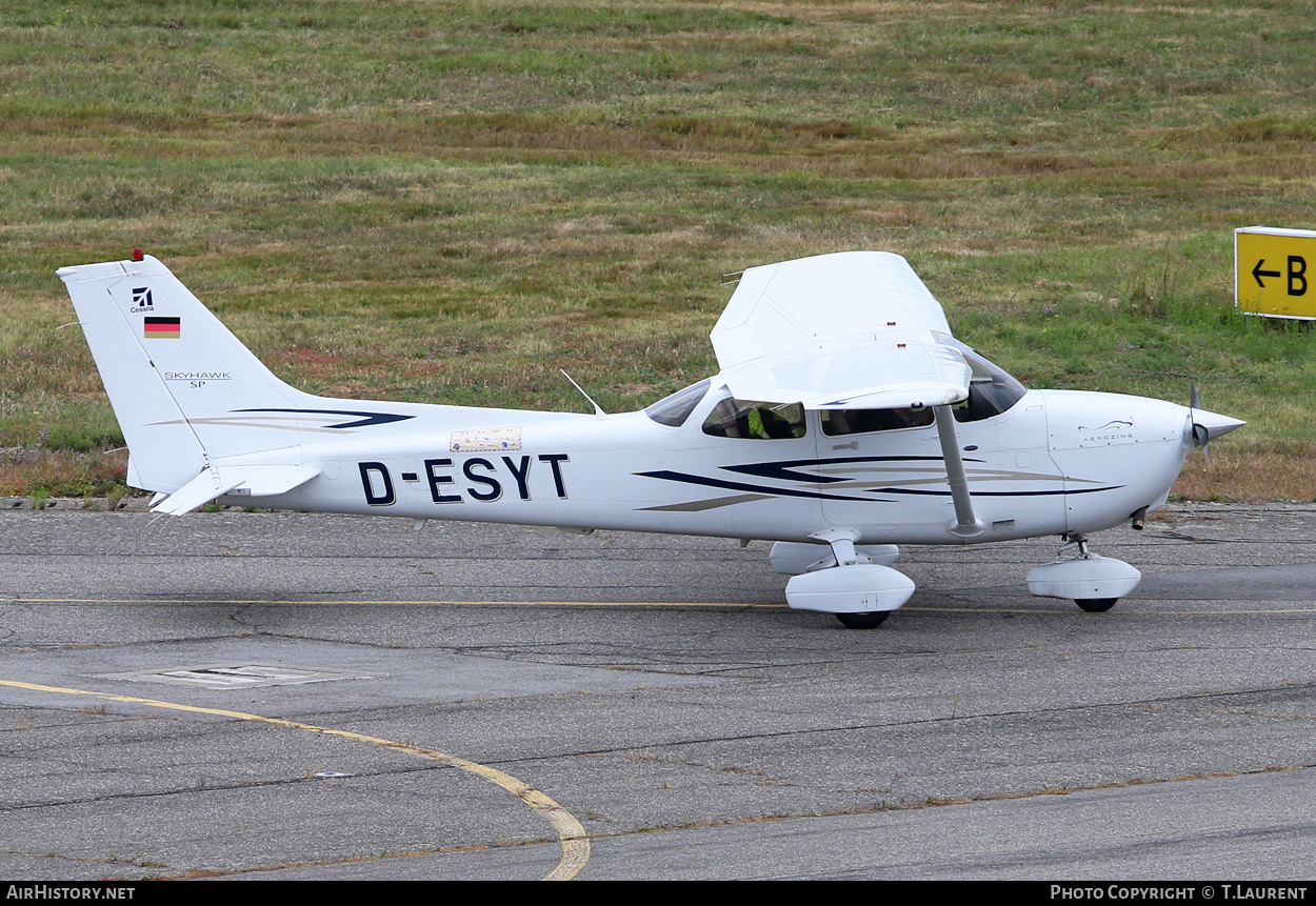 Aircraft Photo of D-ESYT | Cessna 172S Skyhawk SP | Aérozing | AirHistory.net #297921