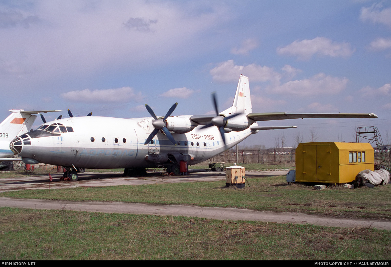 Aircraft Photo of CCCP-11339 | Antonov An-12 | Aeroflot | AirHistory.net #297984