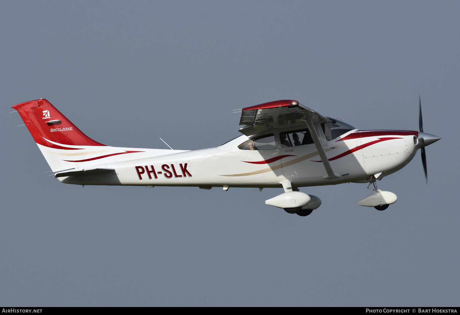 Aircraft Photo of PH-SLK | Cessna 182T Skylane | AirHistory.net #298025