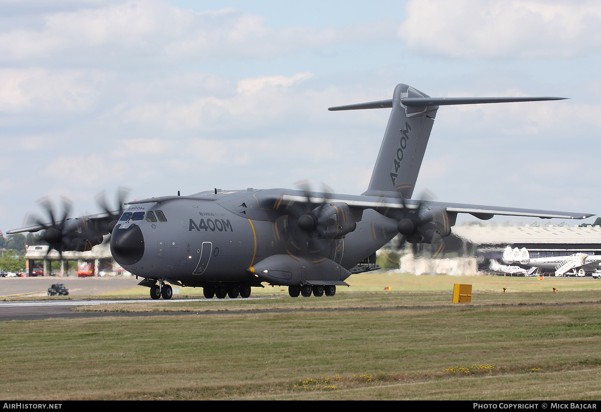 Aircraft Photo of F-WWMZ | Airbus A400M Atlas | Airbus | AirHistory.net #298143