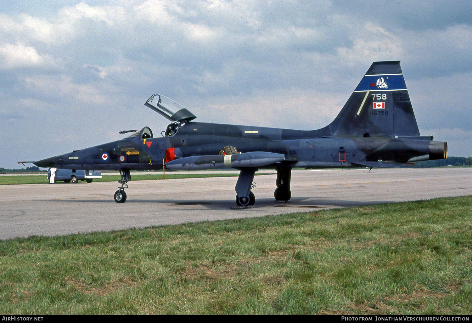 Aircraft Photo of 116758 / 758 | Canadair CF-116A | Canada - Air Force | AirHistory.net #298221