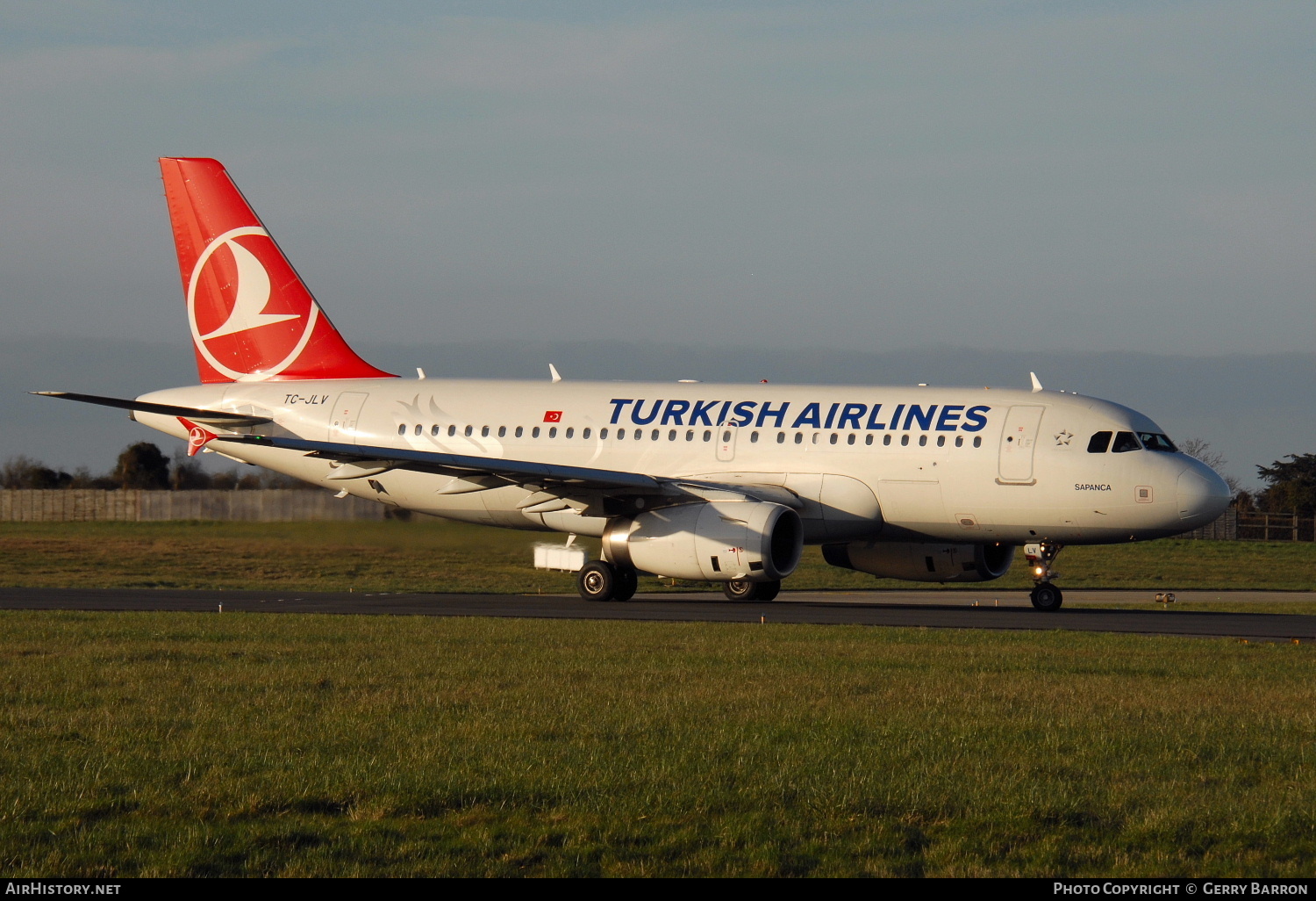 Aircraft Photo of TC-JLV | Airbus A319-132 | Turkish Airlines | AirHistory.net #298261