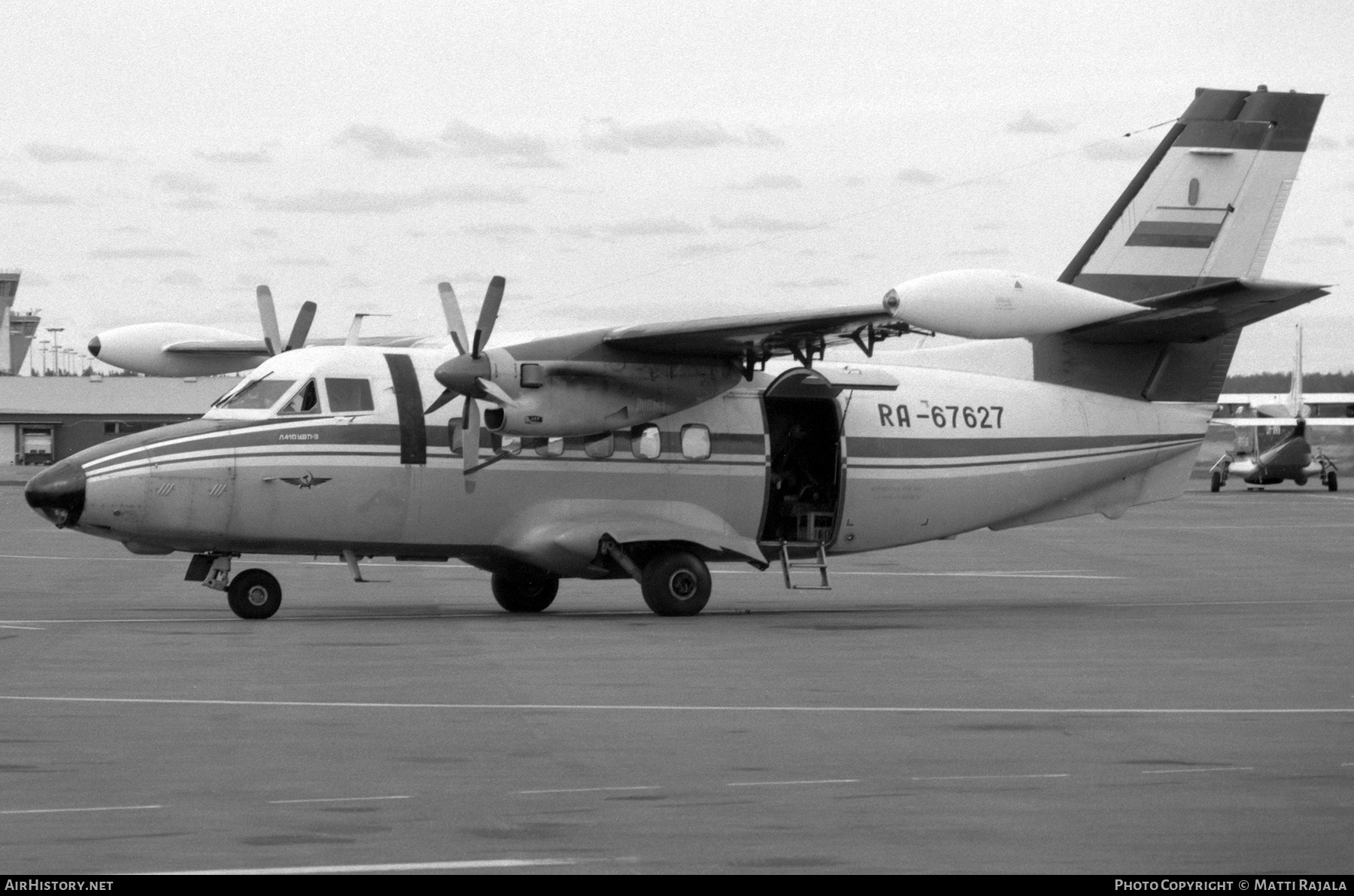 Aircraft Photo of RA-67627 | Let L-410UVP-E Turbolet | AirHistory.net #298407