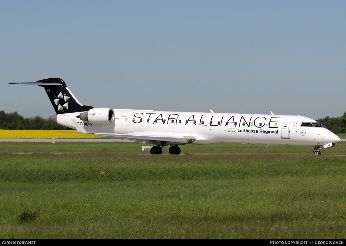 Aircraft Photo of D-ACPT | Bombardier CRJ-701ER (CL-600-2C10) | Lufthansa Regional | AirHistory.net #298441