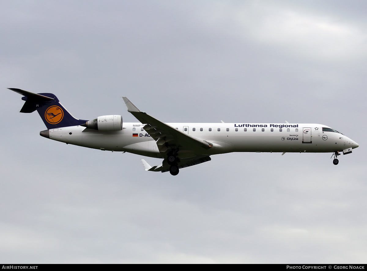 Aircraft Photo of D-ACPI | Bombardier CRJ-701ER (CL-600-2C10) | Lufthansa Regional | AirHistory.net #298447