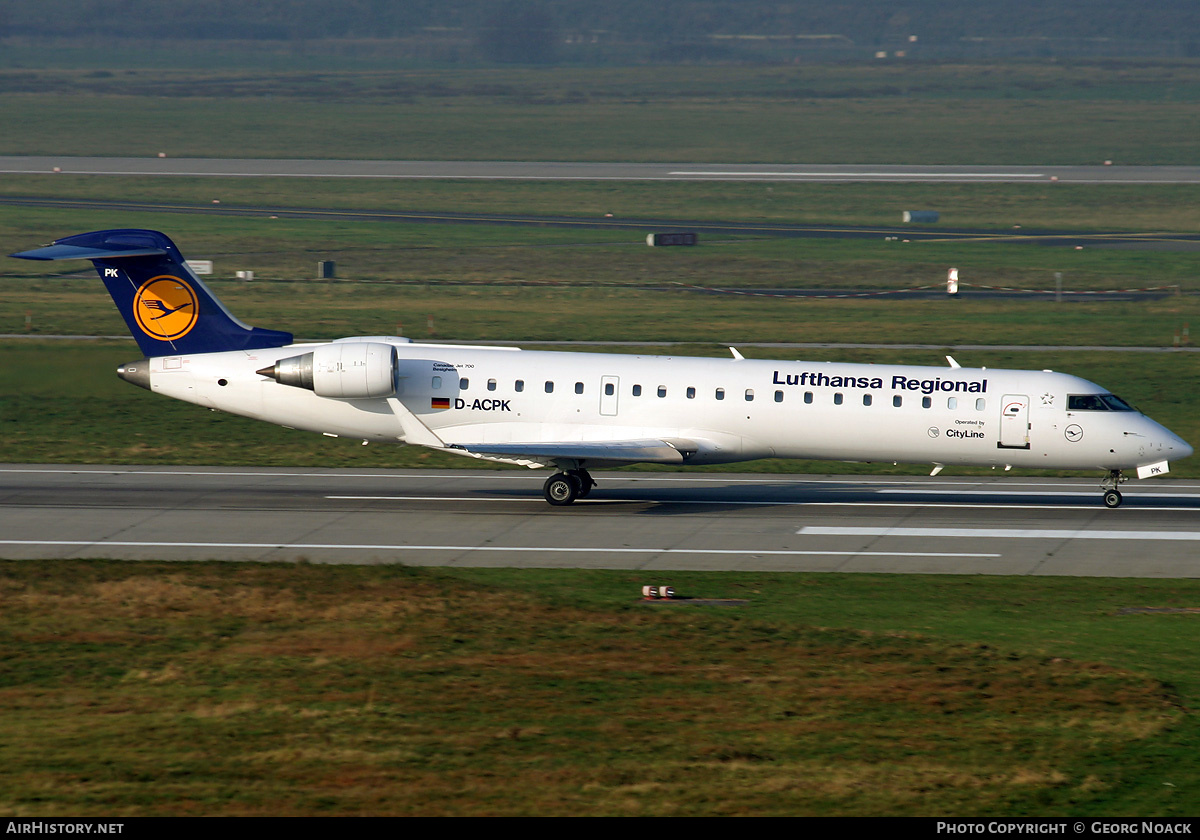 Aircraft Photo of D-ACPK | Bombardier CRJ-701ER (CL-600-2C10) | Lufthansa Regional | AirHistory.net #298449
