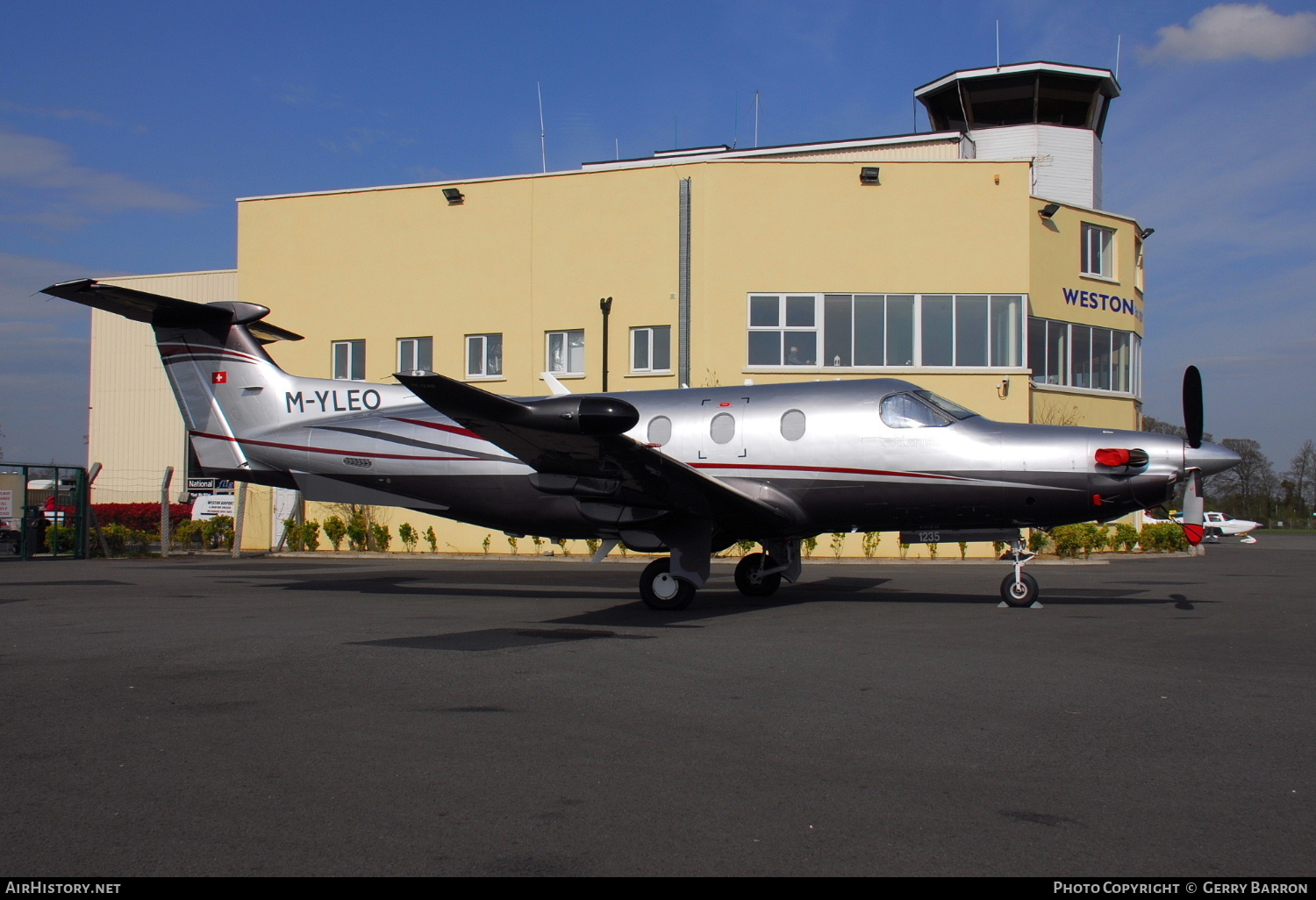 Aircraft Photo of M-YLEO | Pilatus PC-12NG (PC-12/47E) | AirHistory.net #298475