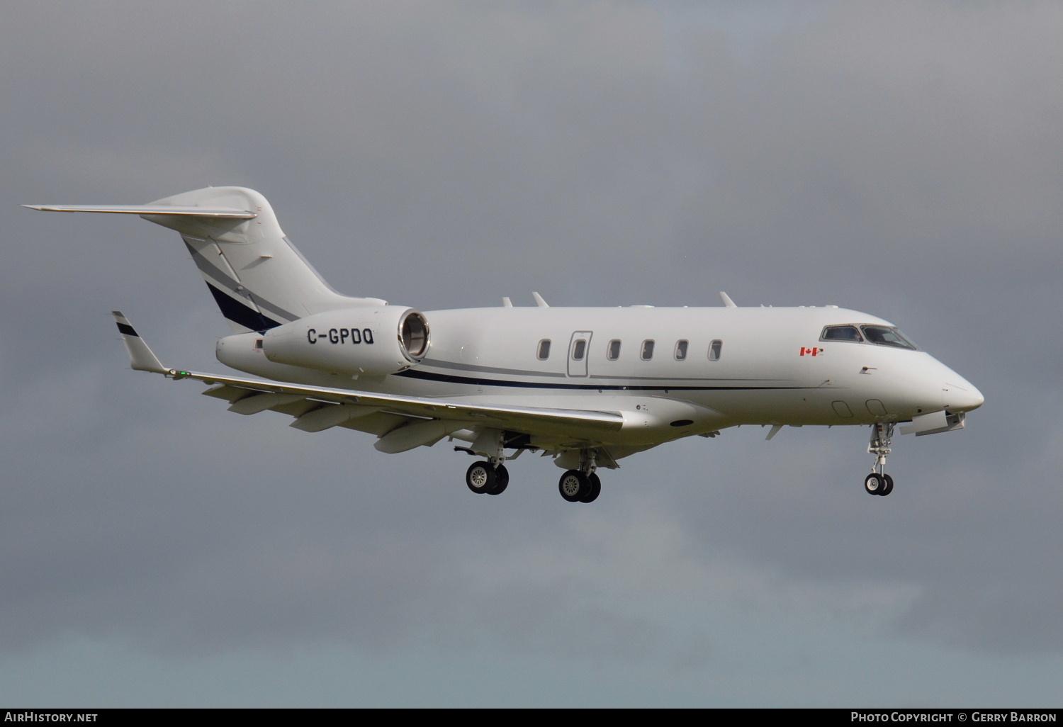Aircraft Photo of C-GPDQ | Bombardier Challenger 300 (BD-100-1A10) | AirHistory.net #298492