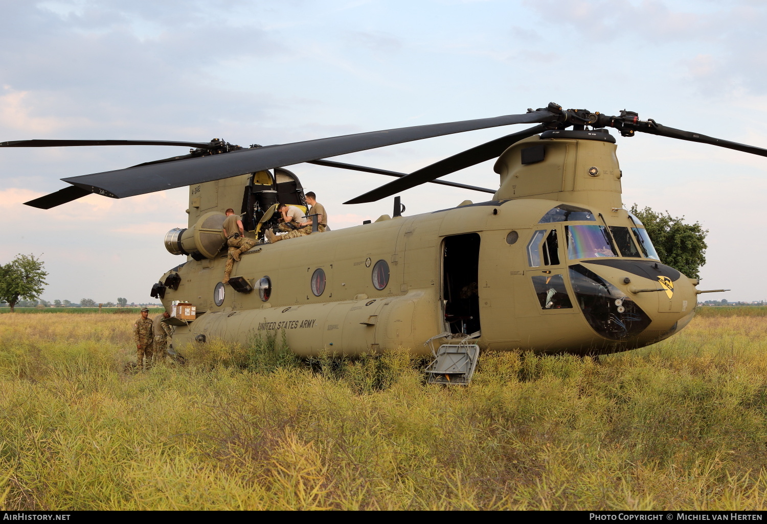 Aircraft Photo of 14-8462 / 14-08462 | Boeing CH-47F Chinook (414) | USA - Army | AirHistory.net #298595