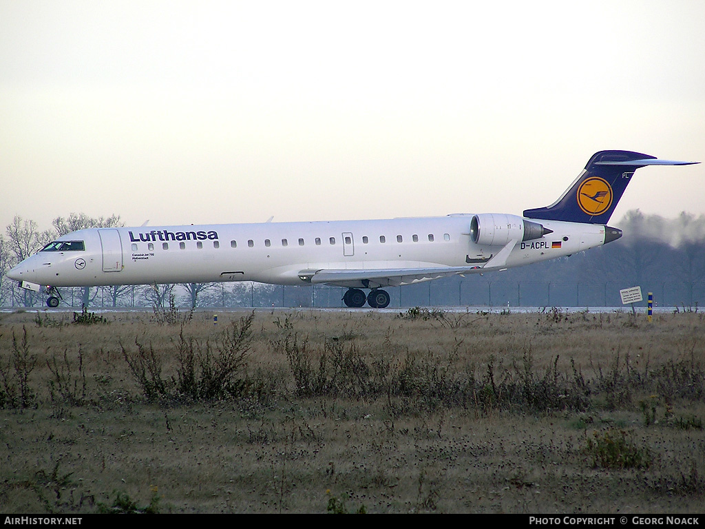 Aircraft Photo of D-ACPL | Bombardier CRJ-701ER (CL-600-2C10) | Lufthansa | AirHistory.net #298651
