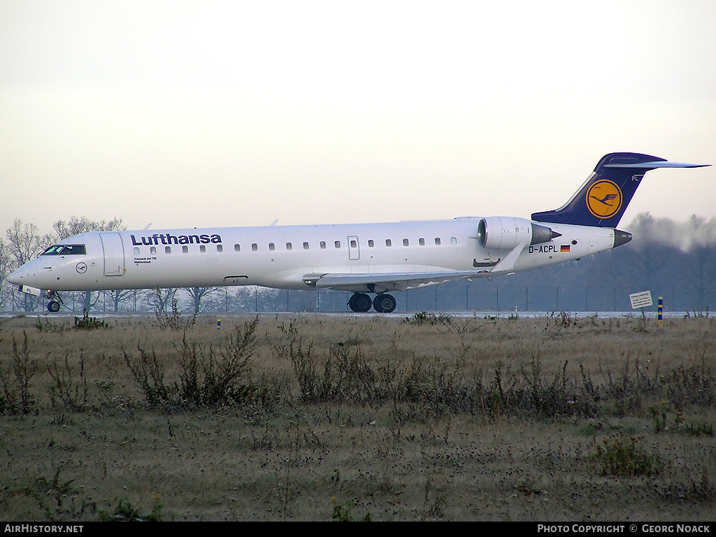 Aircraft Photo of D-ACPL | Bombardier CRJ-701ER (CL-600-2C10) | Lufthansa | AirHistory.net #298651