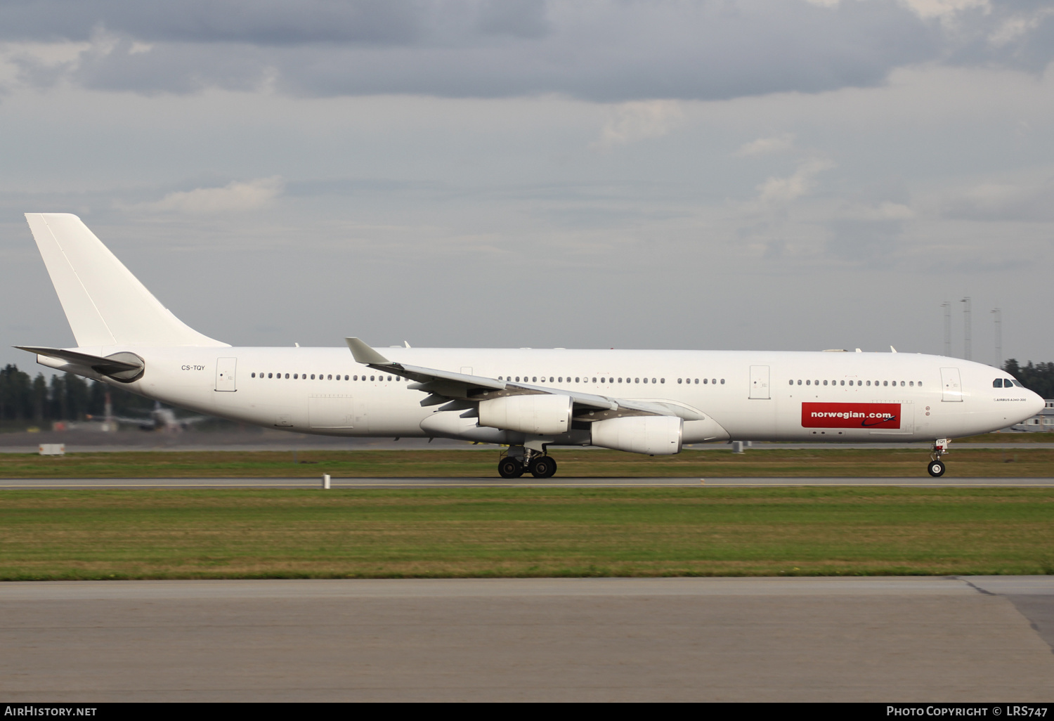 Aircraft Photo of CS-TQY | Airbus A340-313X | Norwegian | AirHistory.net #298663