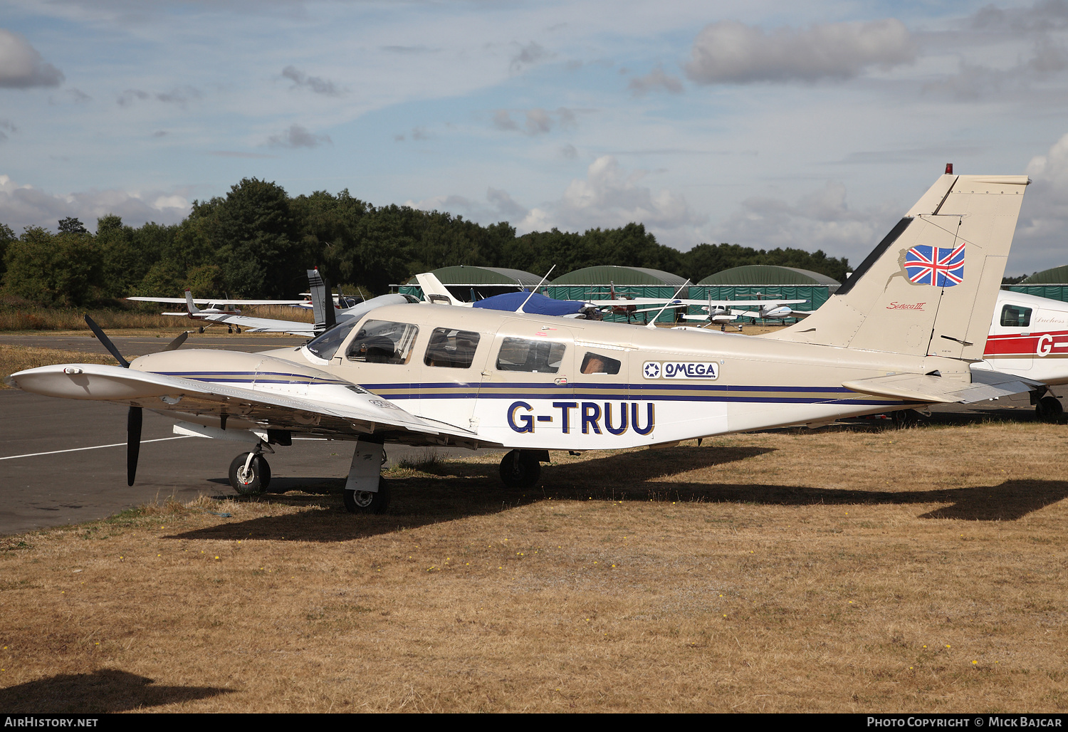 Aircraft Photo of G-TRUU | Piper PA-34-220T Seneca III | Omega Next Generation | AirHistory.net #298677