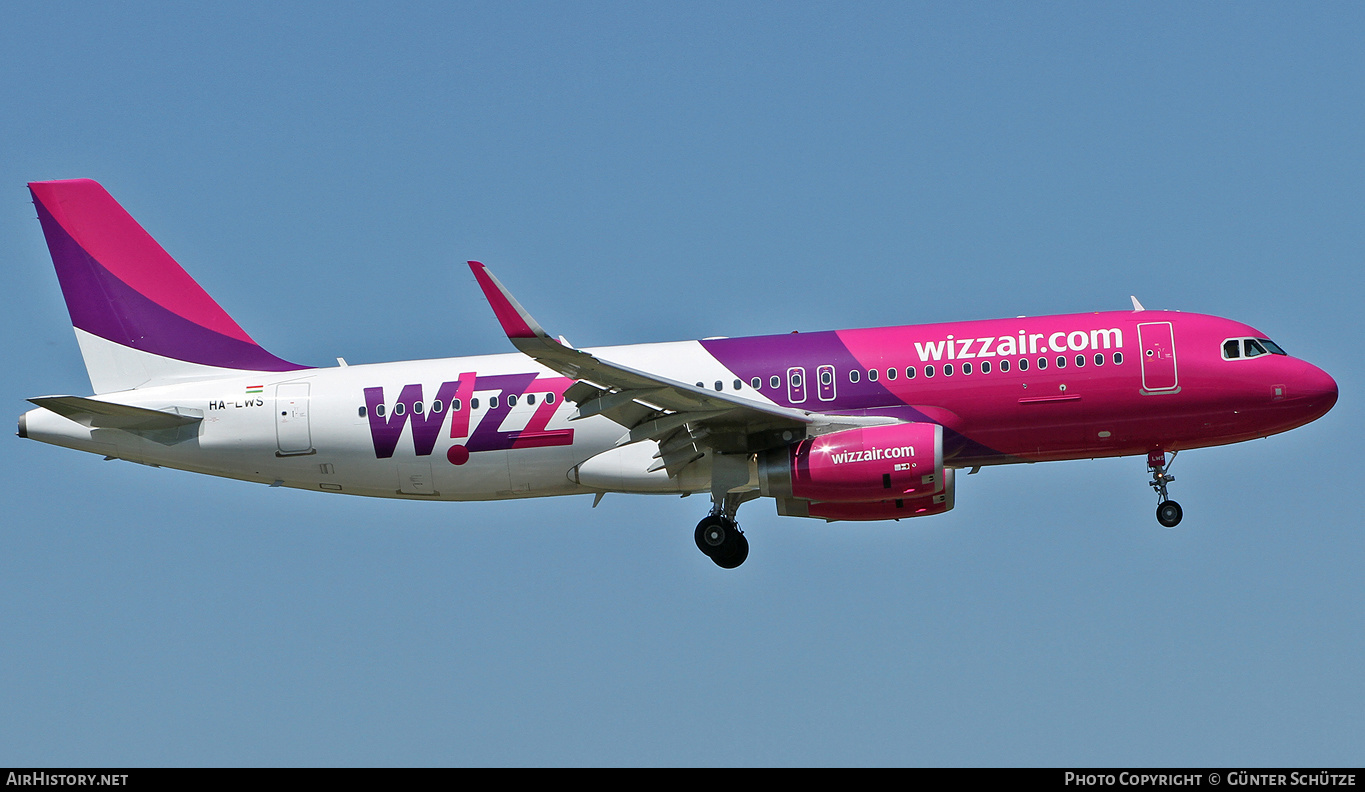Aircraft Photo of HA-LWS | Airbus A320-232 | Wizz Air | AirHistory.net #298707