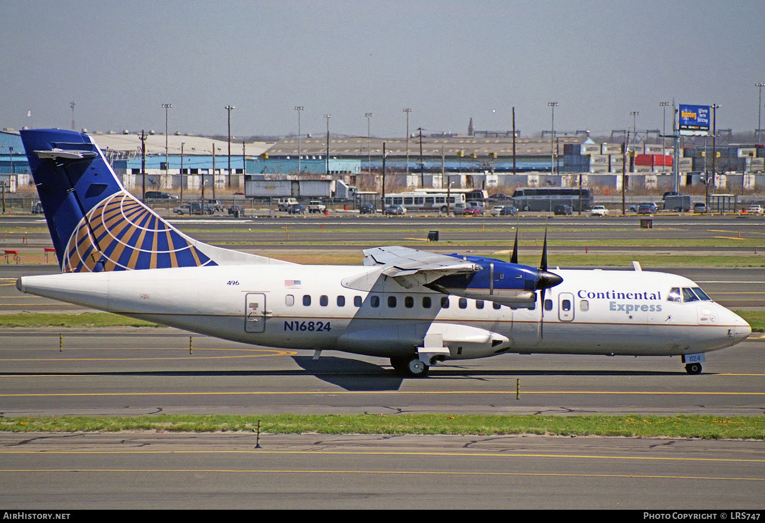 Aircraft Photo of N16824 | ATR ATR-42-320 | Continental Express | AirHistory.net #298777