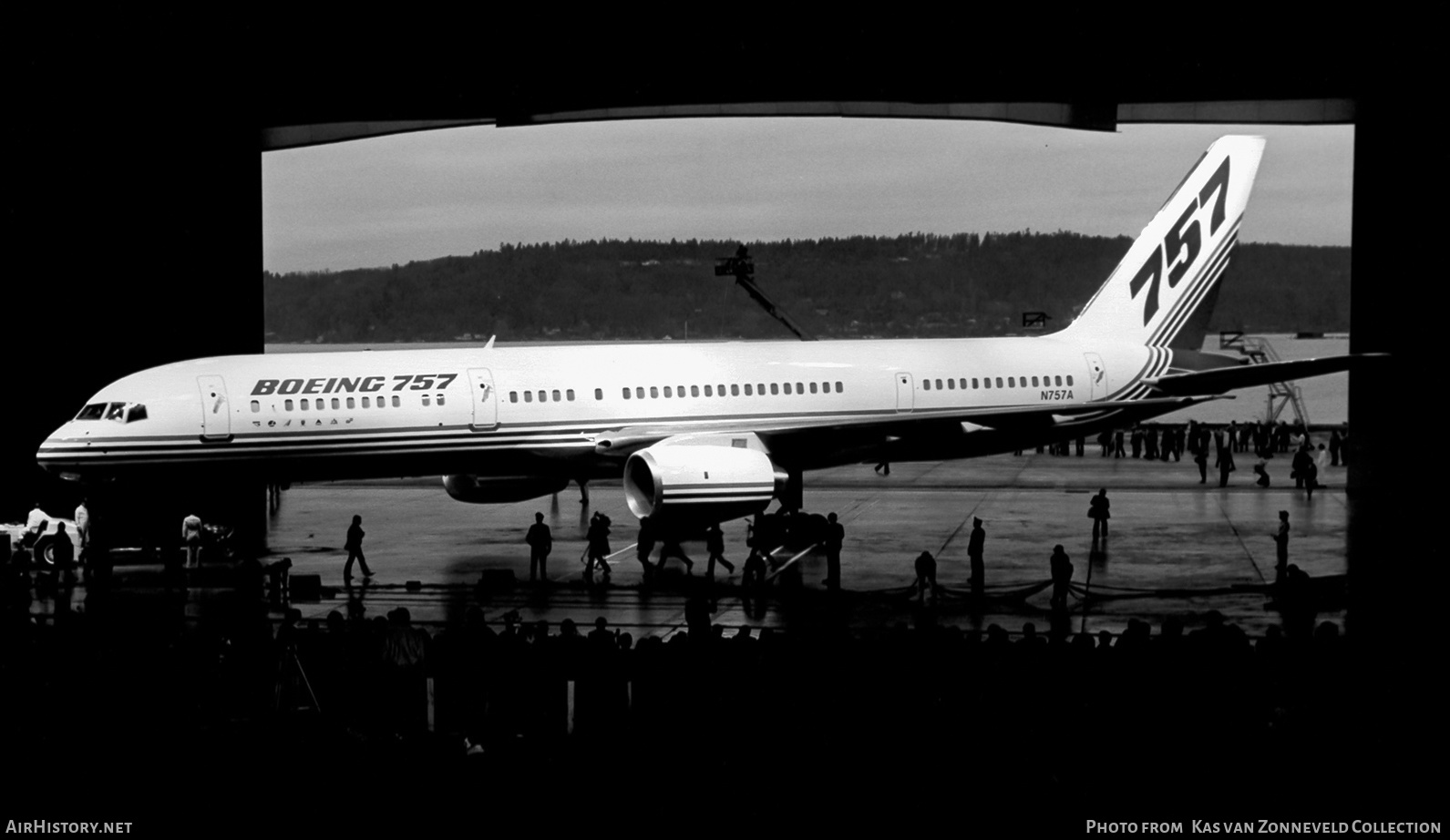 Aircraft Photo of N757A | Boeing 757-200 | Boeing | AirHistory.net #298816