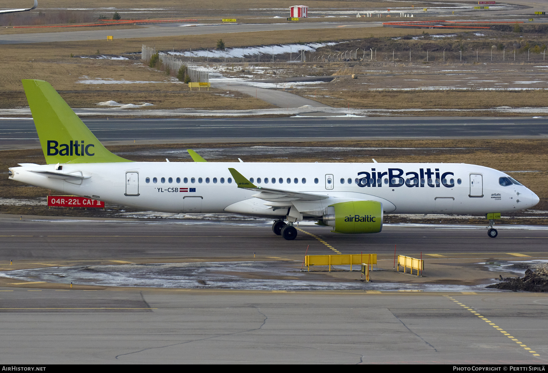 Aircraft Photo of YL-CSB | Bombardier CSeries CS300 (BD-500-1A11) | AirBaltic | AirHistory.net #298828