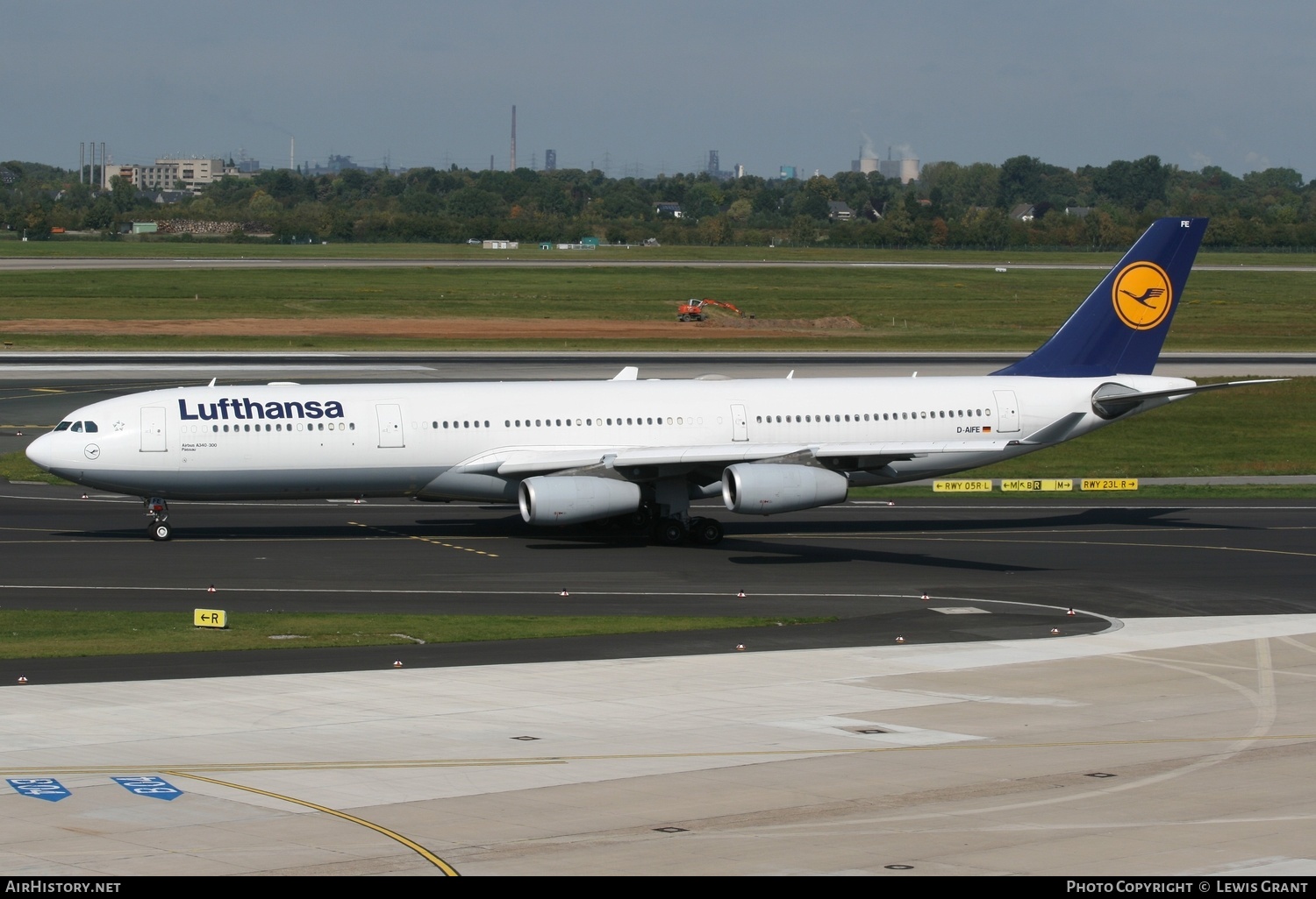 Aircraft Photo of D-AIFE | Airbus A340-313 | Lufthansa | AirHistory.net #298935