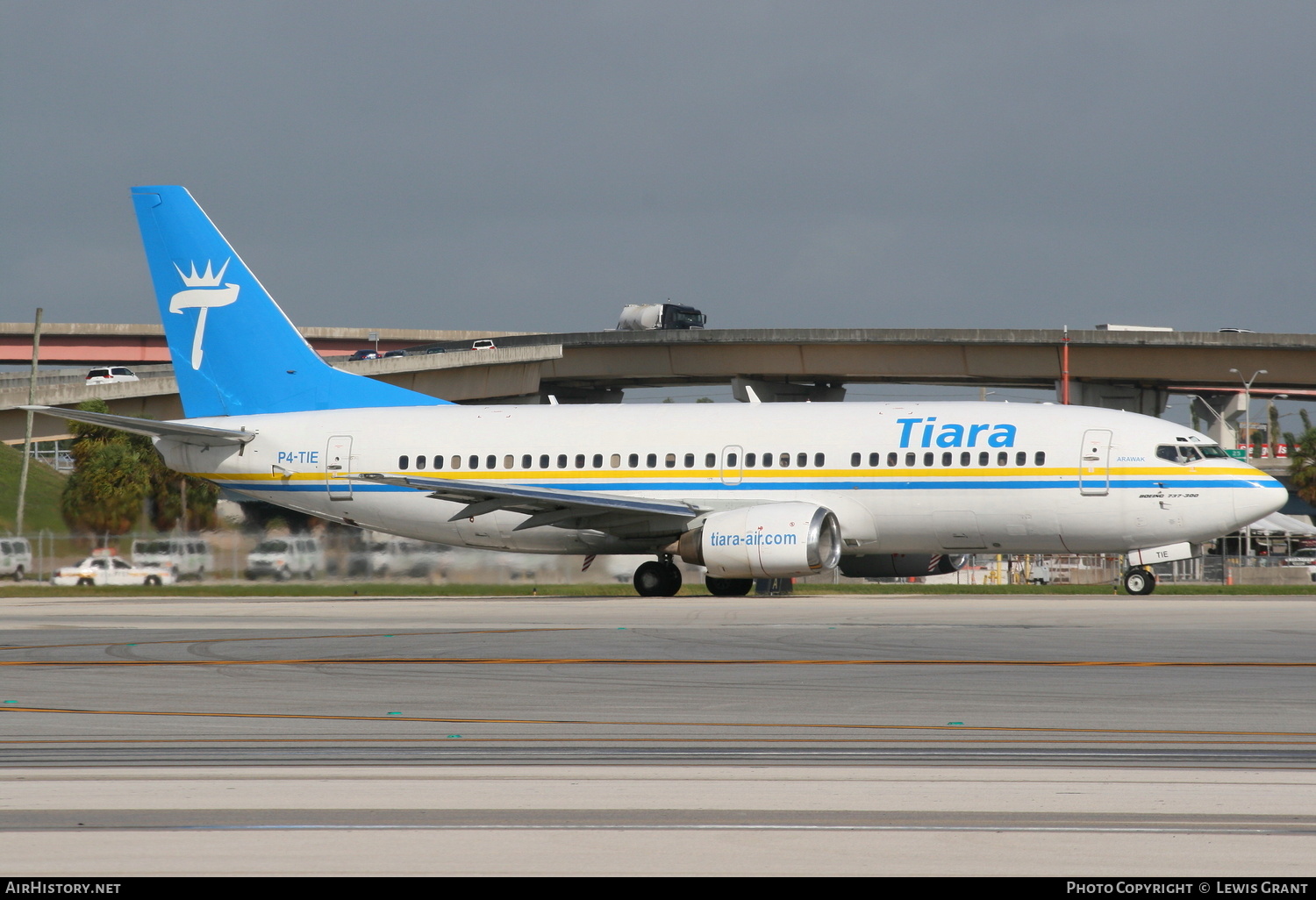 Aircraft Photo of P4-TIE | Boeing 737-322 | Tiara Air | AirHistory.net #298937
