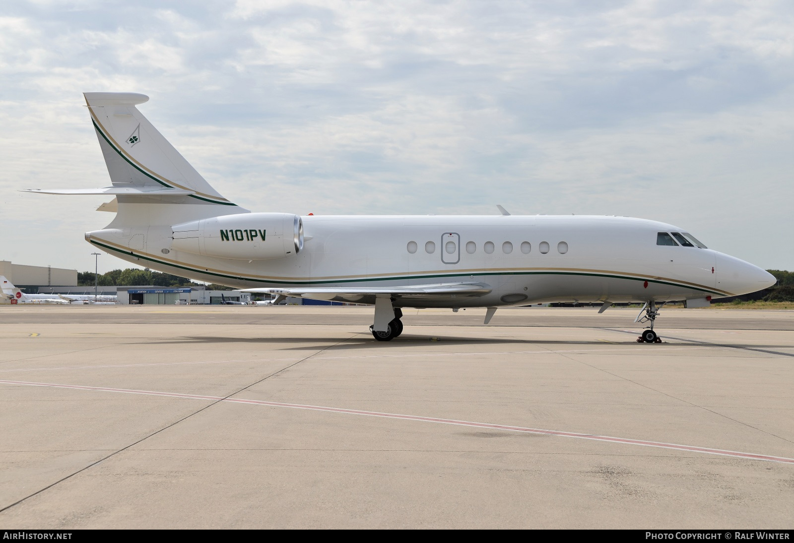 Aircraft Photo of N101PV | Dassault Falcon 2000EX | AirHistory.net #298968