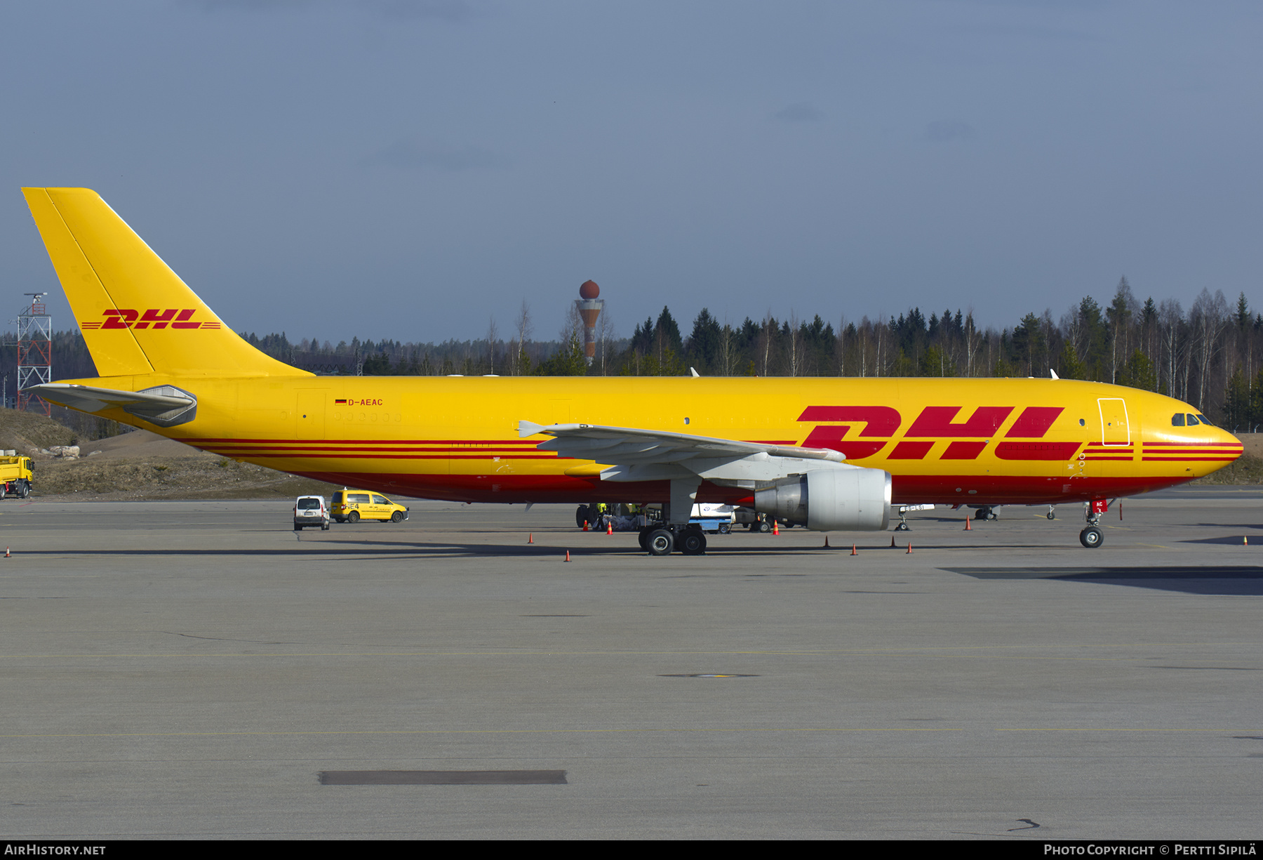 Aircraft Photo of D-AEAC | Airbus A300B4-622R(F) | DHL International | AirHistory.net #298977