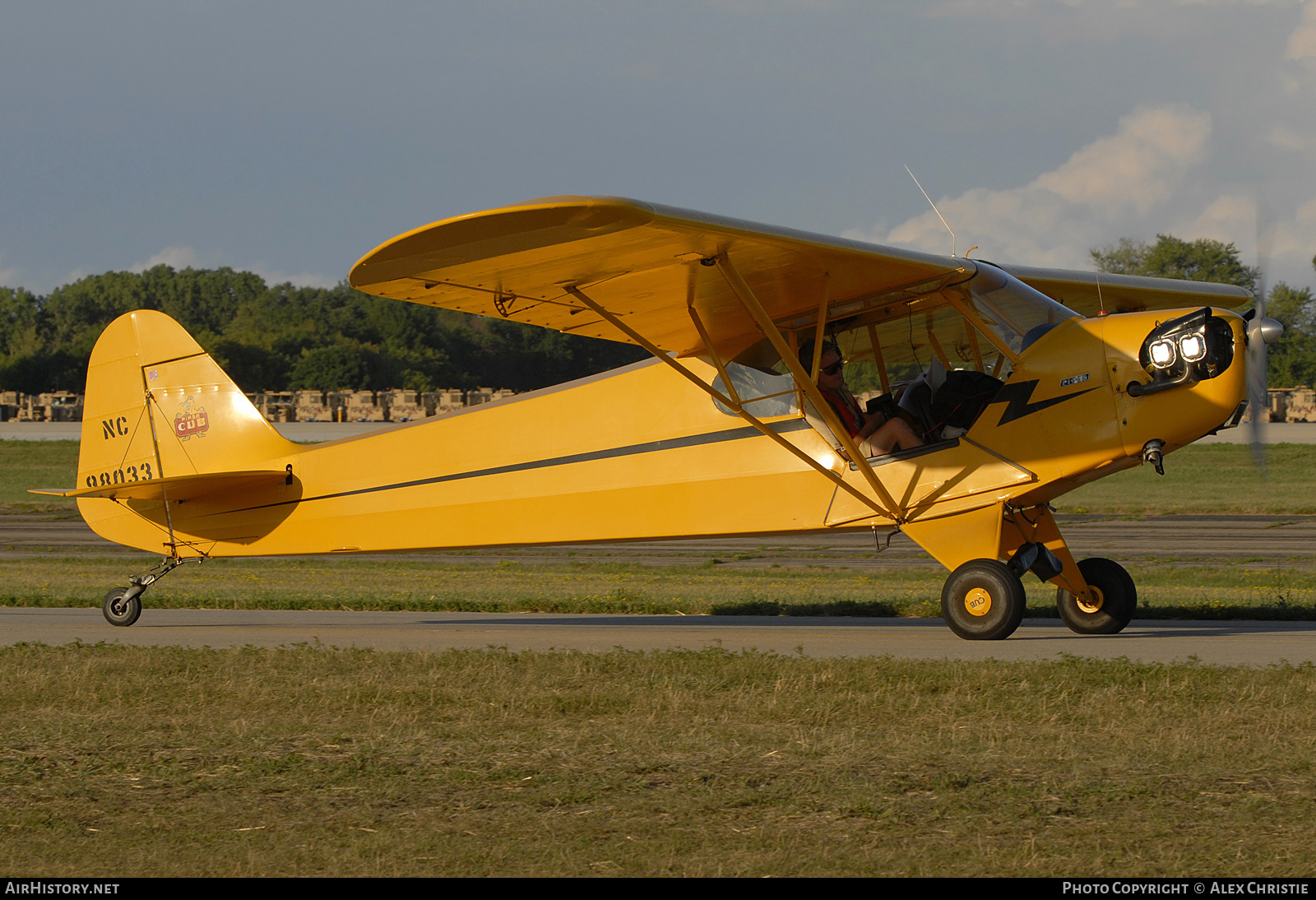 Aircraft Photo of N98033 / NC98033 | Piper J-3C-65 Cub | AirHistory.net #299141