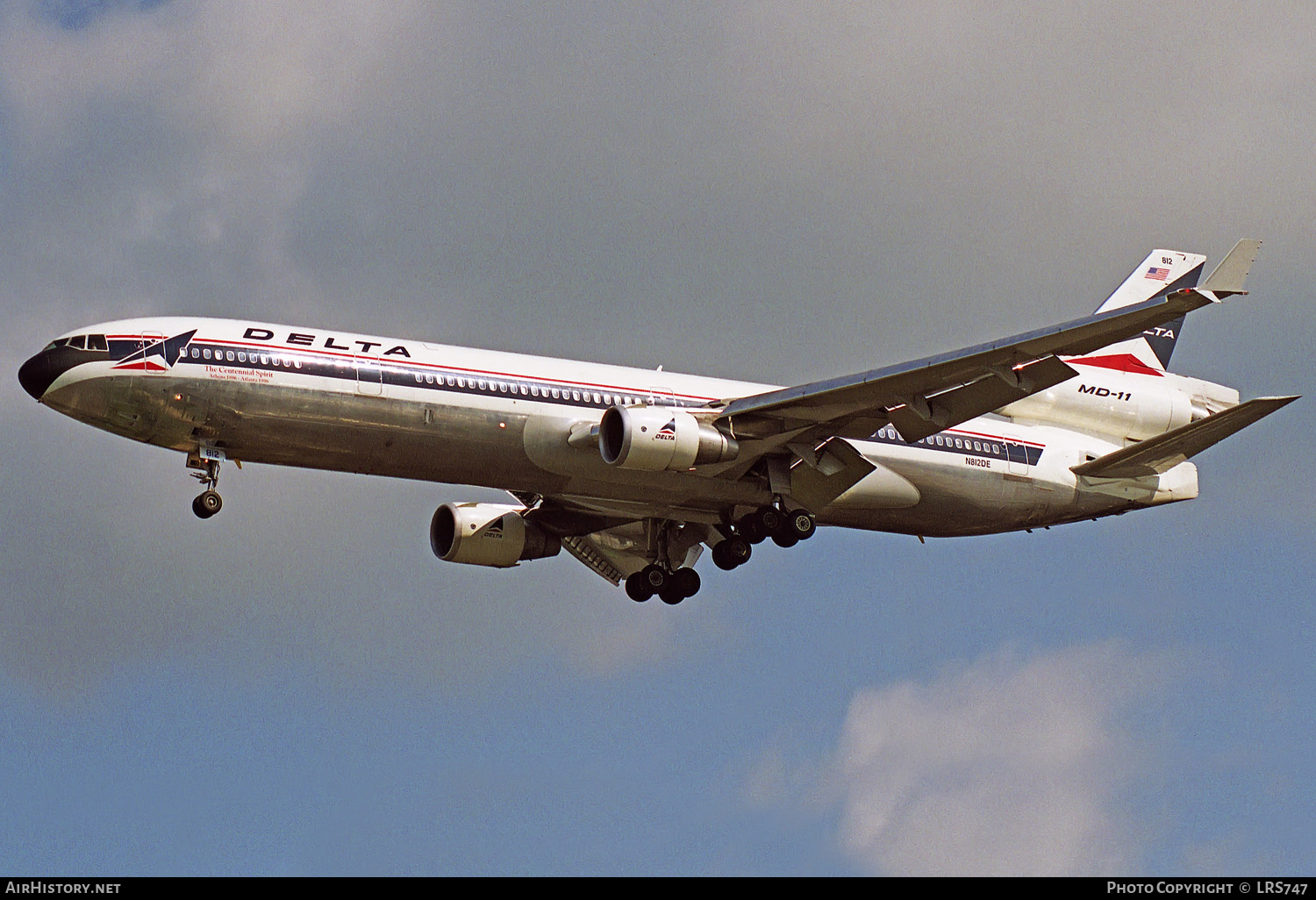 Aircraft Photo of N812DE | McDonnell Douglas MD-11 | Delta Air Lines | AirHistory.net #299177