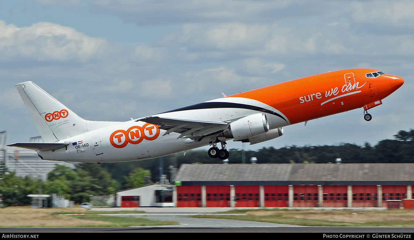 Aircraft Photo of OE-IAQ | Boeing 737-4M0(BDSF) | TNT Airways | AirHistory.net #299305