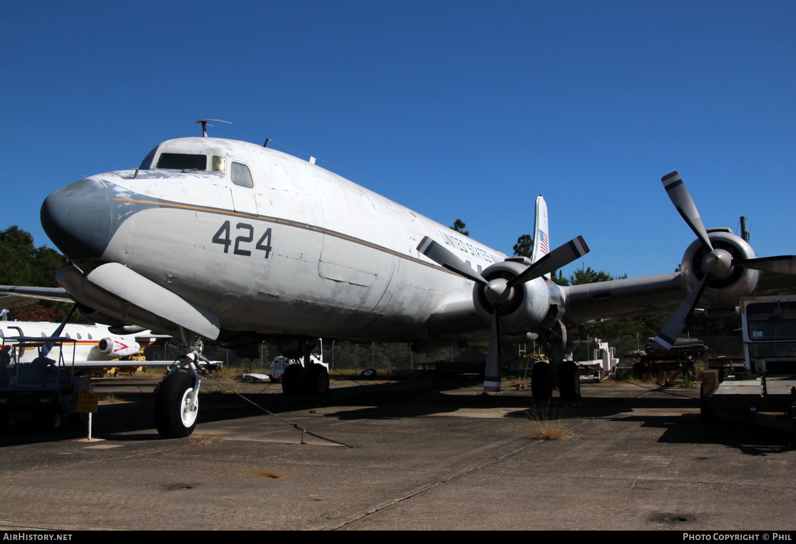 Aircraft Photo of 128424 | Douglas VC-118B Liftmaster | USA - Navy | AirHistory.net #299359