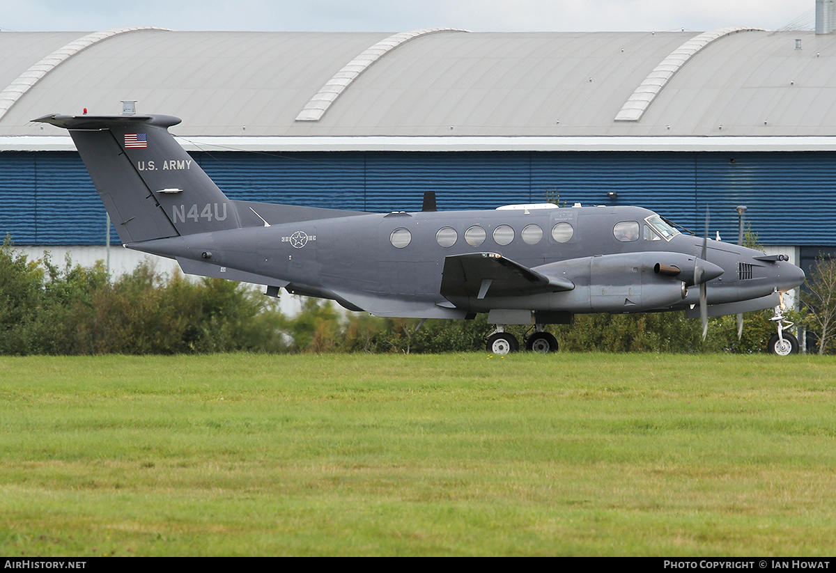 Aircraft Photo of N44U | Beech 200T Super King Air | USA - Army | AirHistory.net #299658